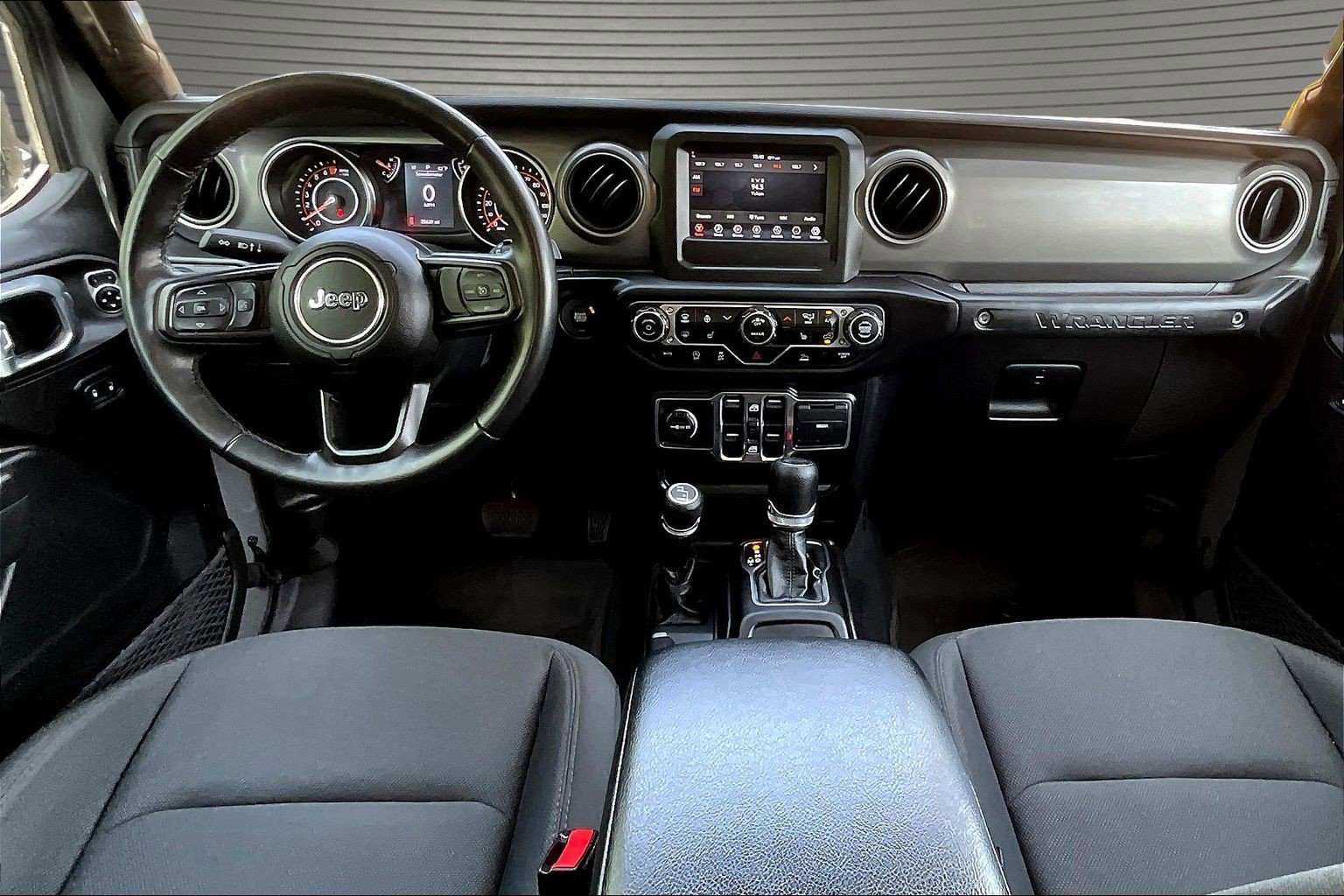 Used 2022 Jeep Wrangler Unlimited Sport AWD/4WD image 7