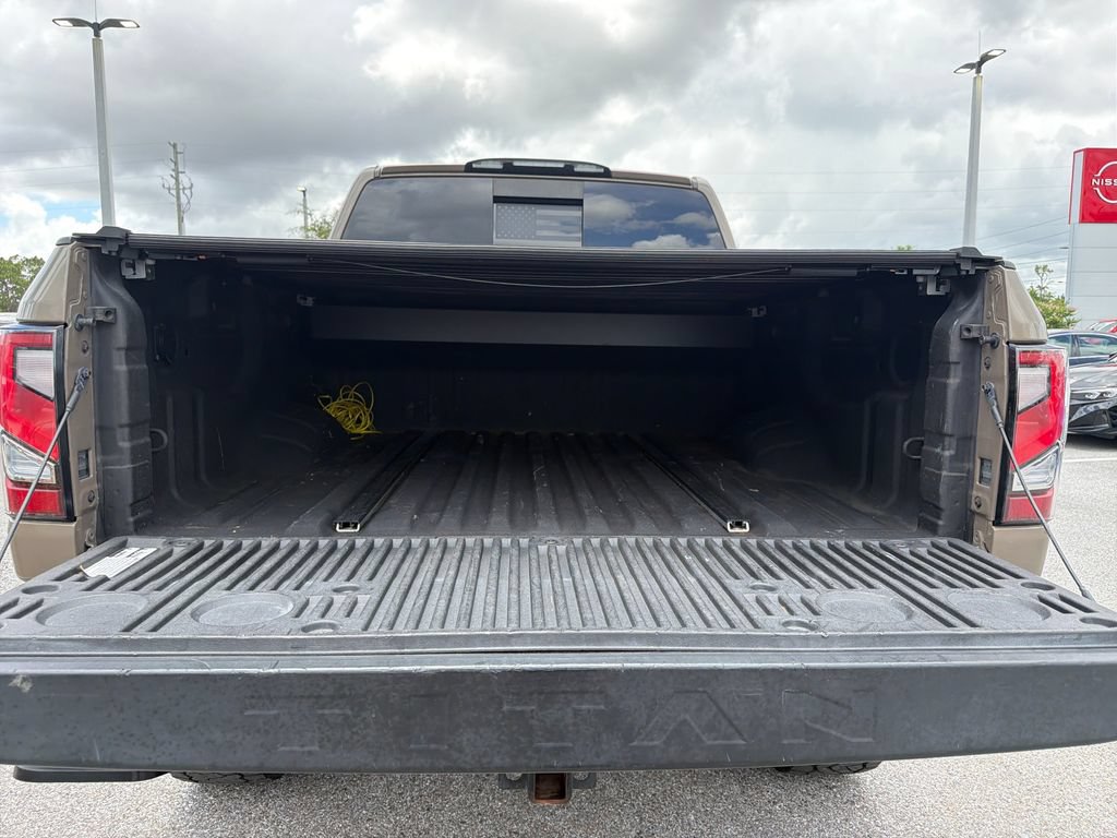 Used 2020 Nissan Titan PRO-4X w/ Pro-4x Convenience Package AWD/4WD image 14