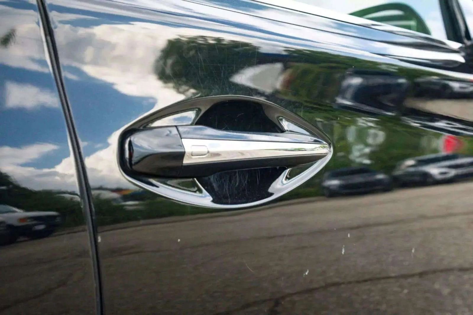 Used 2015 INFINITI Q50 w/ Moonroof Package image 22