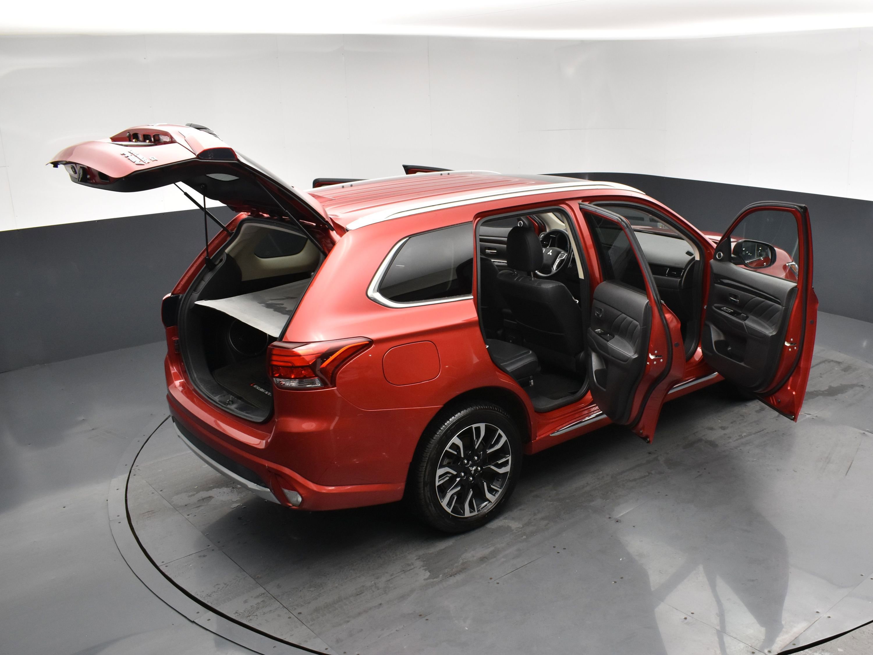 Used 2018 Mitsubishi Outlander GT image 27