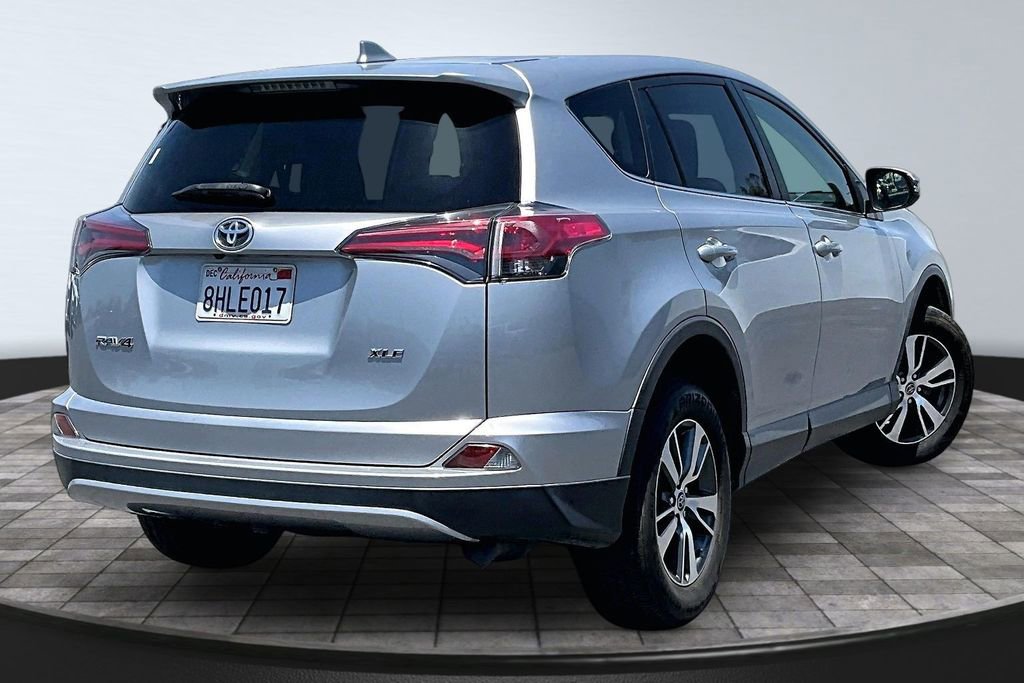 Used 2018 Toyota RAV4 XLE w/ All Weather Liner Package FWD image 22