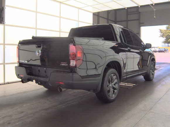 Used 2023 Honda Ridgeline Sport image 6
