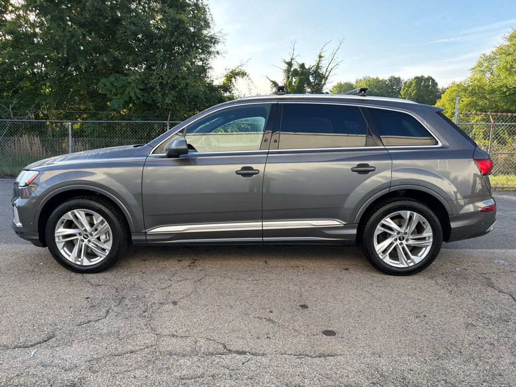 Used 2021 Audi Q7 3.0T Premium Plus w/ Premium Plus Package AWD/4WD image 5