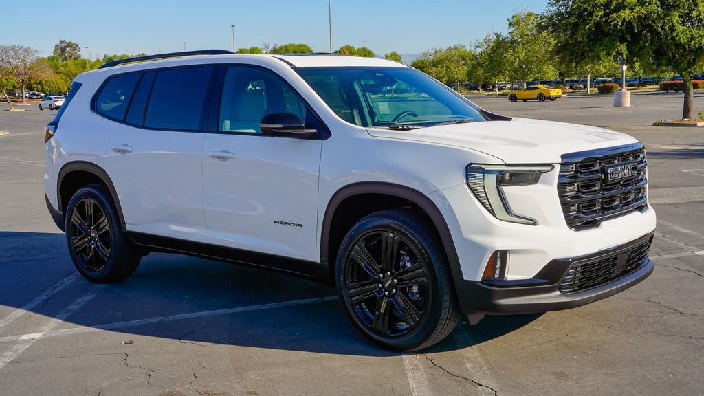 New 2026 GMC Acadia Elevation image 6