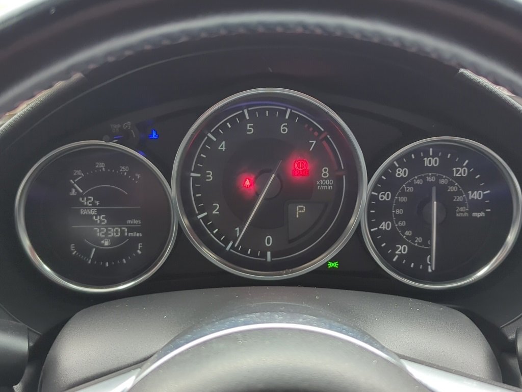 Used 2016 MAZDA MX-5 Miata Club image 16