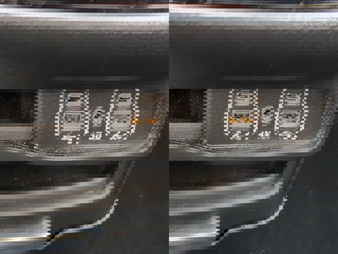 Used 2025 Chrysler Pacifica Select FWD image 20