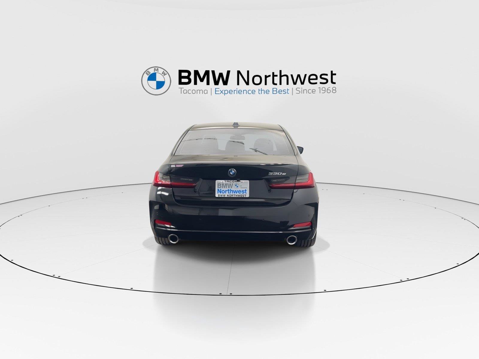 Used 2023 BMW 330e w/ Premium Package RWD image 2