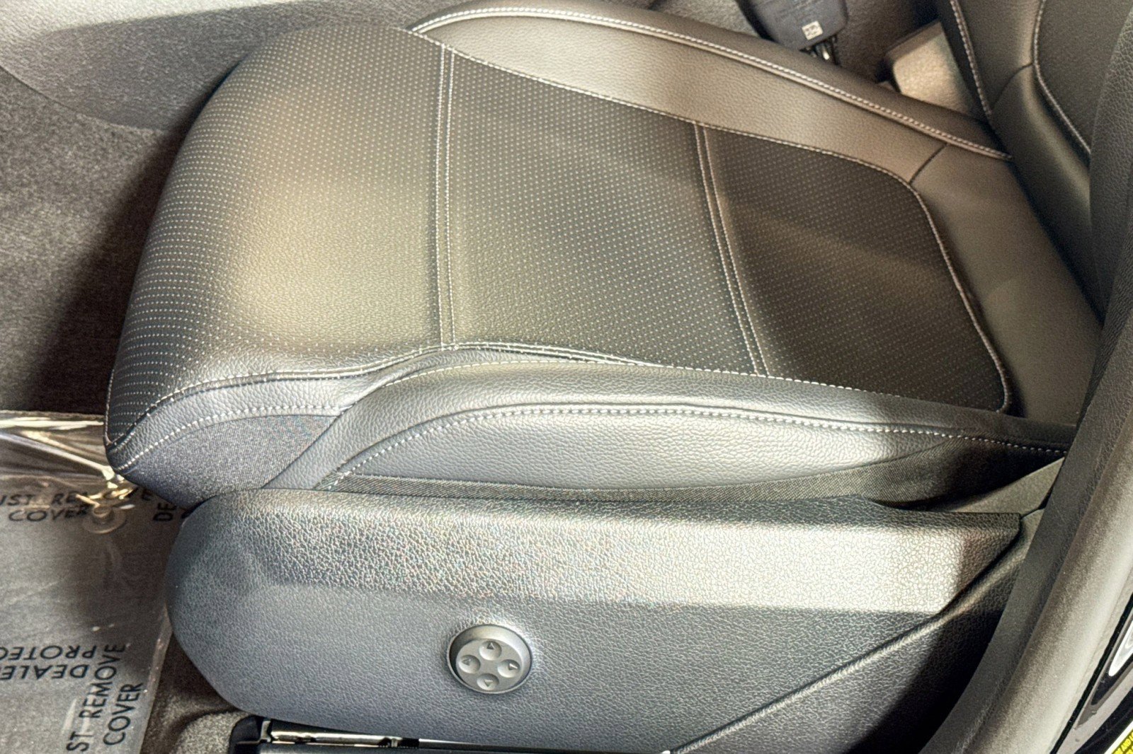 Used 2023 Mercedes-Benz GLC 300 4MATIC image 17