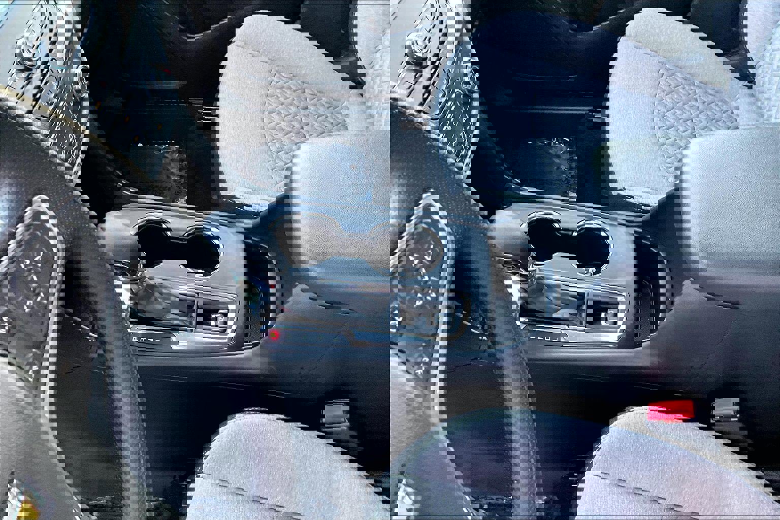 Used 2022 Chevrolet Equinox LS w/ LS Convenience Package image 15