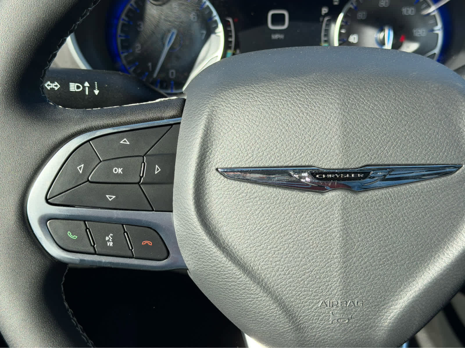 New 2026 Chrysler Pacifica Select image 17