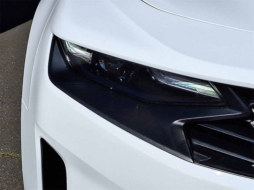 Used 2024 Chevrolet Camaro LT image 9