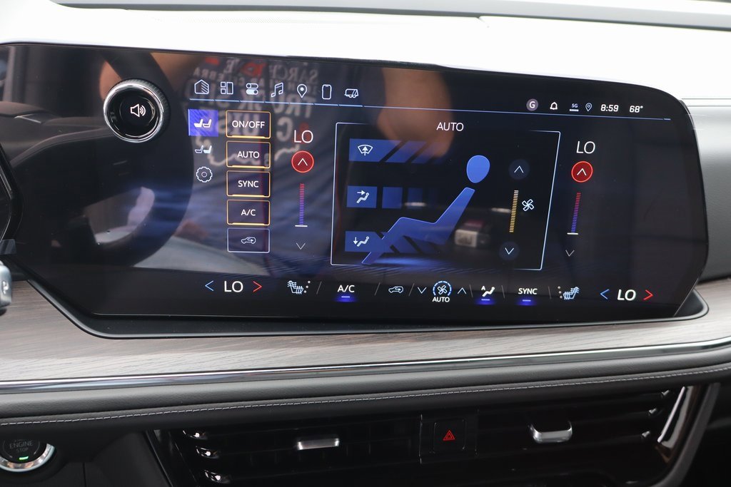 New 2025 Chevrolet Suburban LT w/ Advanced Technology Package image 11