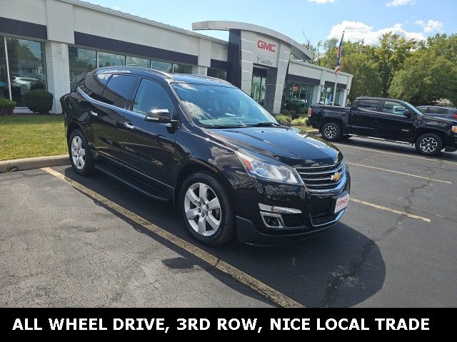 Used 2017 Chevrolet Traverse LT w/ Traveler's Package