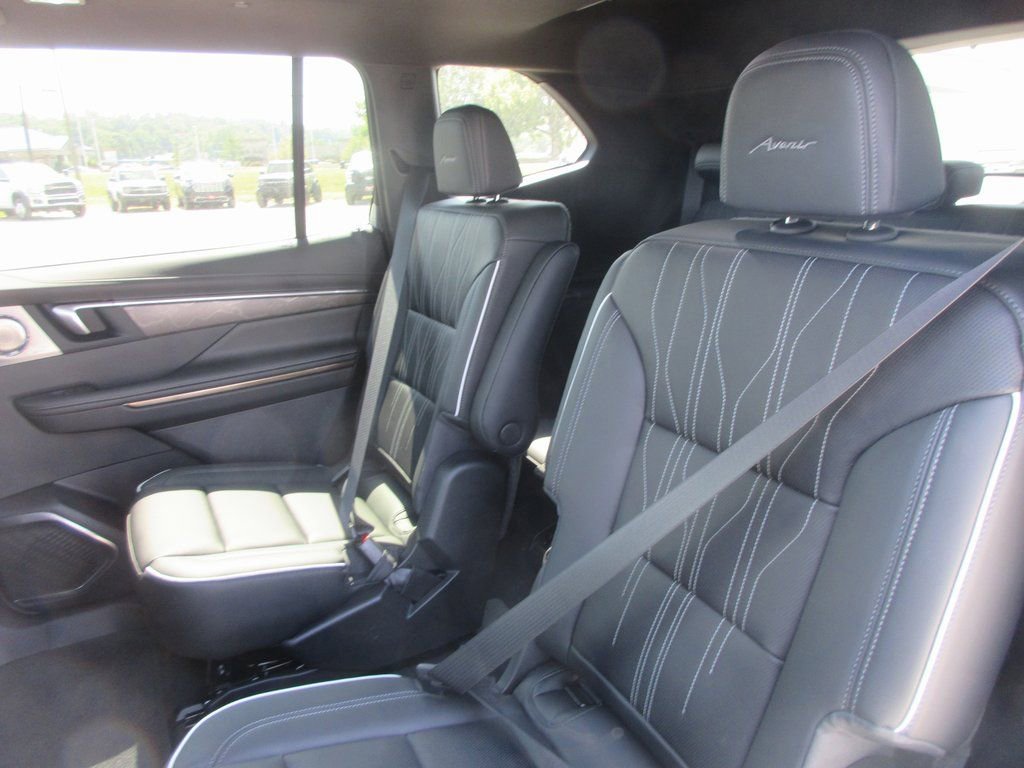 New 2026 Buick Enclave Avenir w/ Super Cruise Package image 14