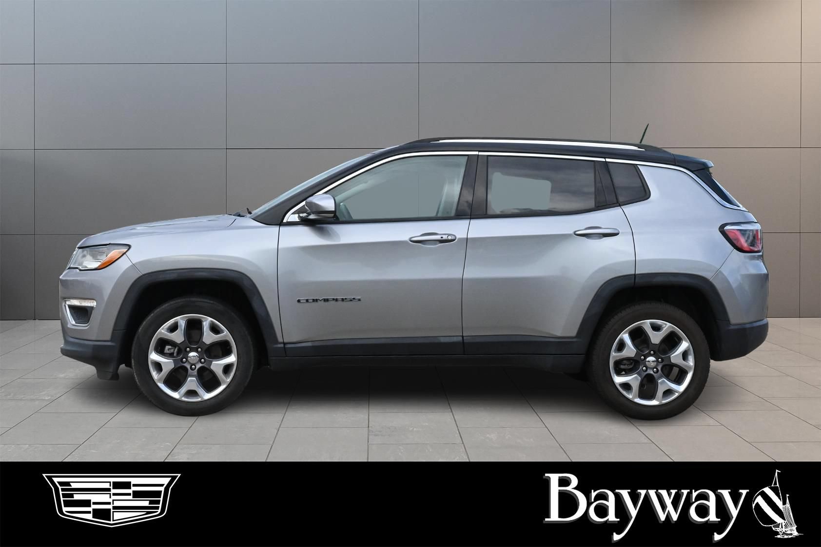 Used 2018 Jeep Compass Limited w/ Navigation Group AWD/4WD image 5