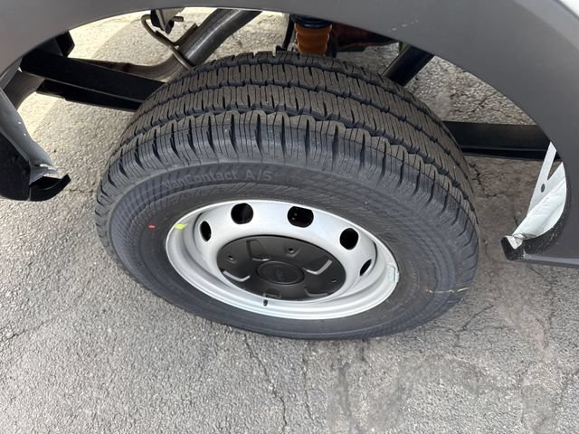 New 2026 Ford Transit 250 148 Medium Roof RWD image 13
