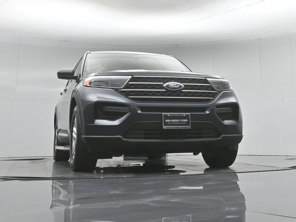 Certified 2022 Ford Explorer XLT RWD image 54