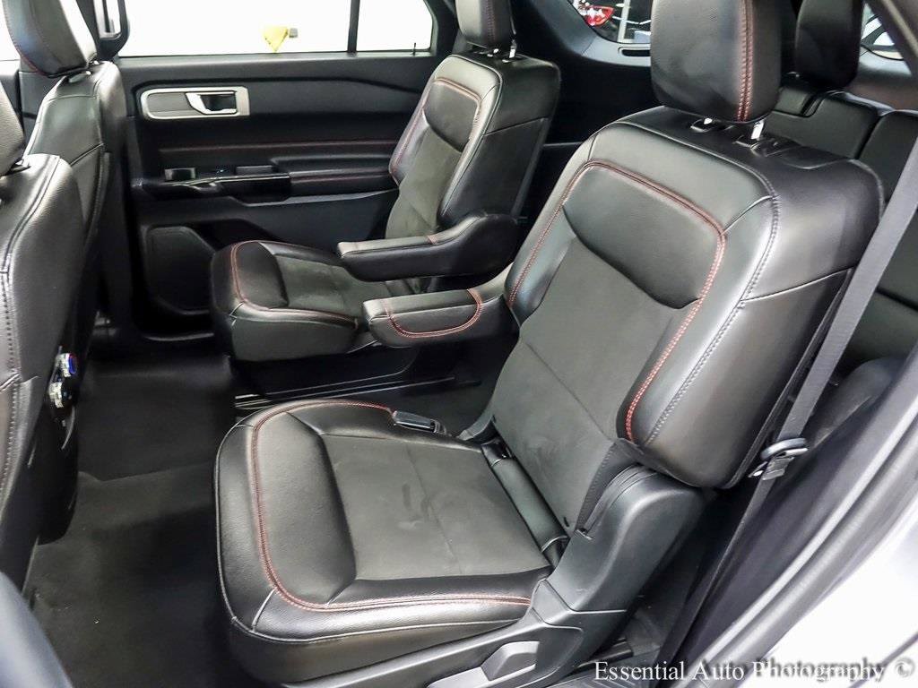 Certified 2022 Ford Explorer ST-Line image 11