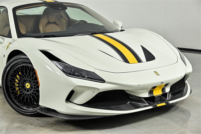 Used 2022 Ferrari F8 Tributo RWD image 2