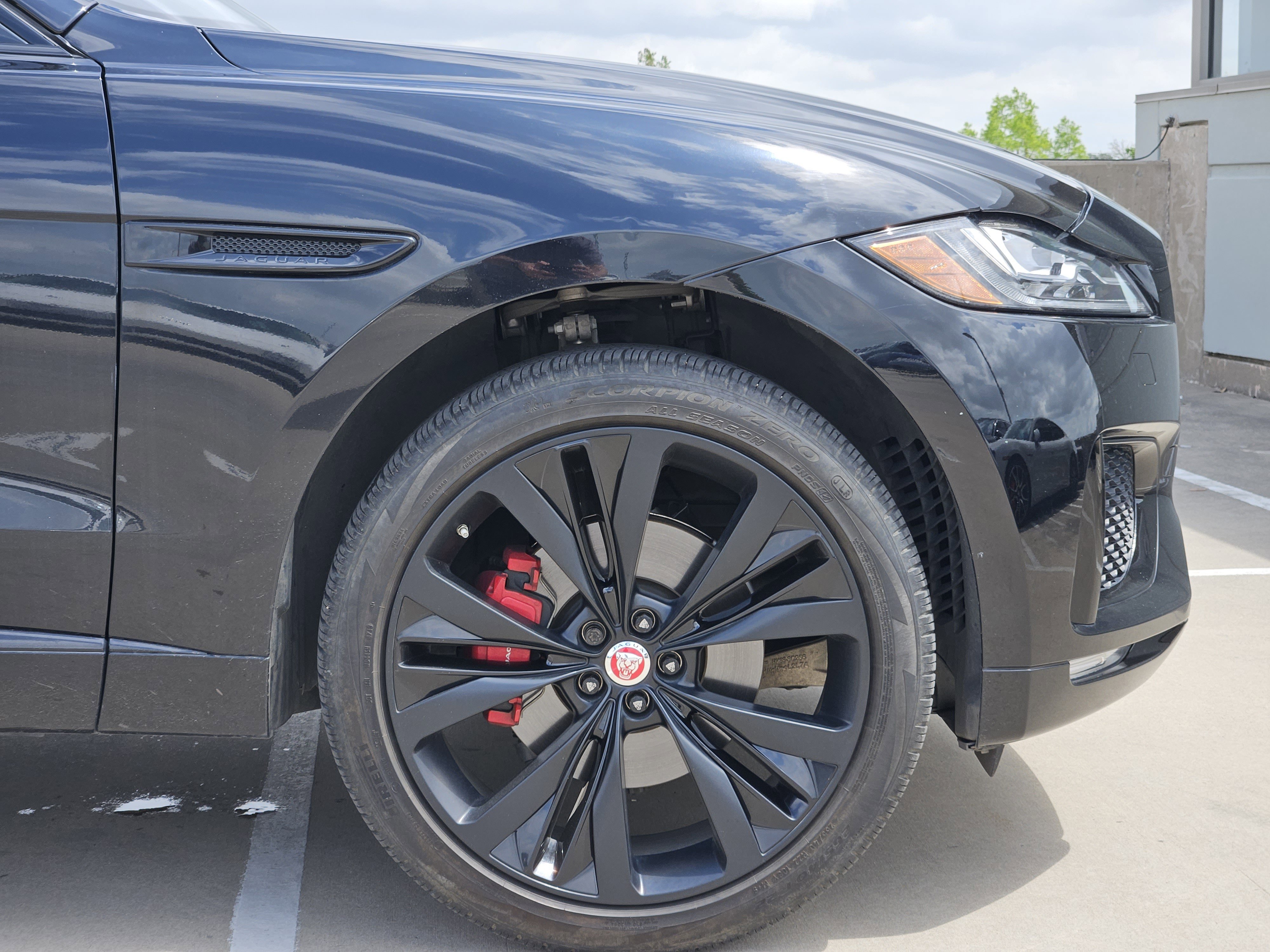 Used 2020 Jaguar F-PACE S image 13