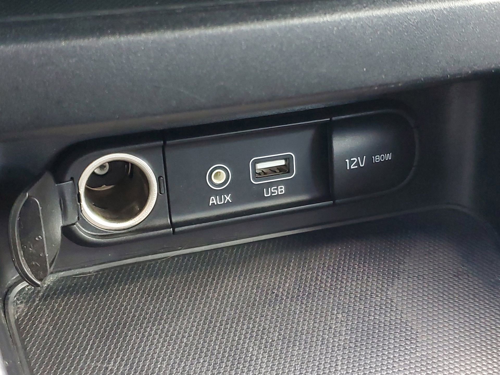 Used 2020 Kia Forte LXS image 29