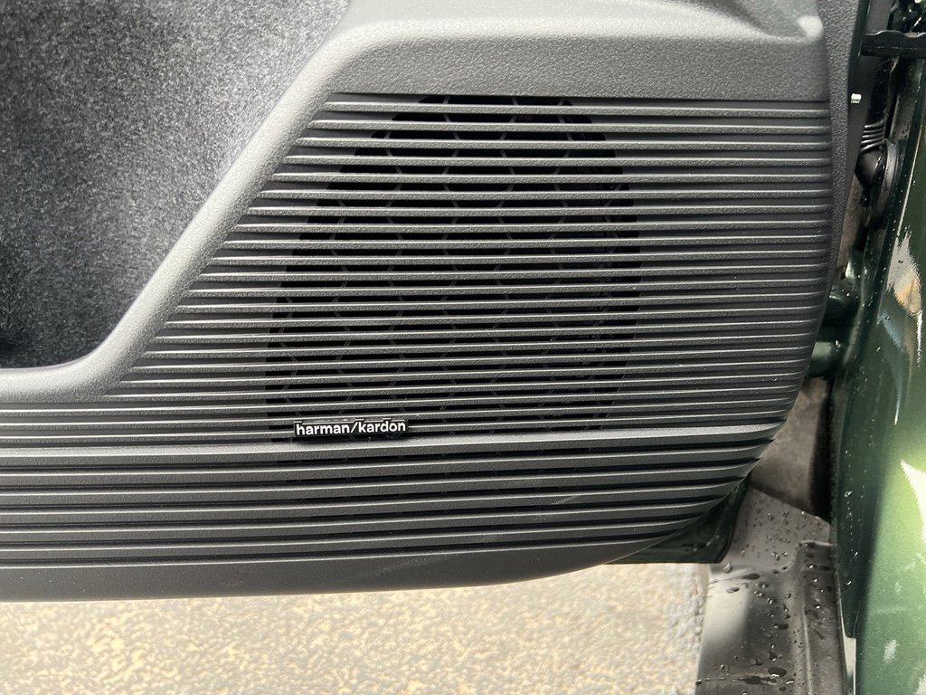 New 2026 Subaru Outback Touring XT image 25