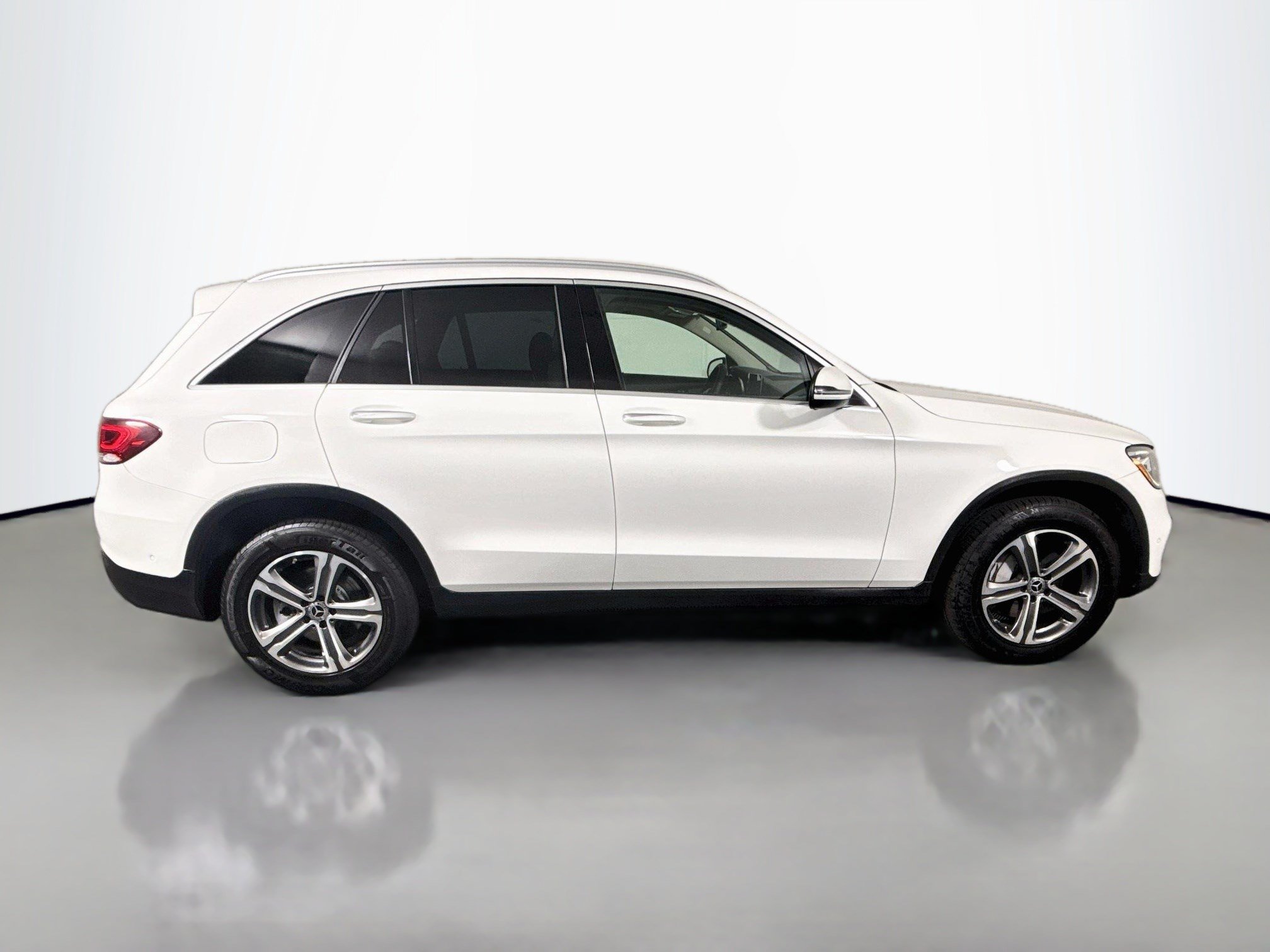 Used 2021 Mercedes-Benz GLC 300 image 11
