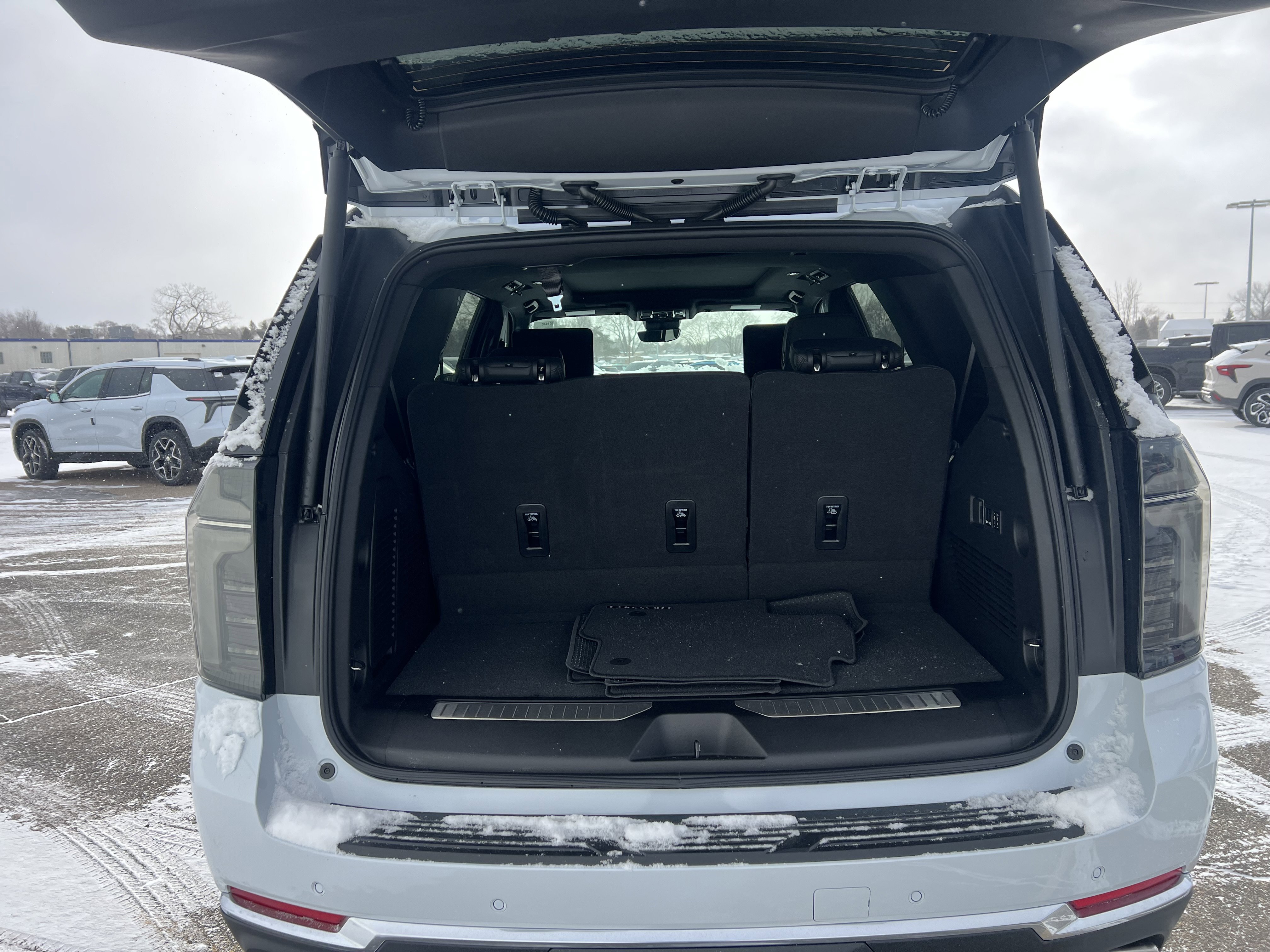 New 2026 Chevrolet Tahoe High Country image 10