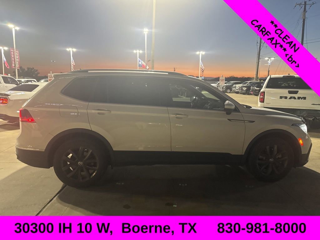 Used 2022 Volkswagen Tiguan SE image 2
