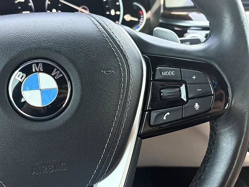 Used 2017 BMW 530i RWD image 21