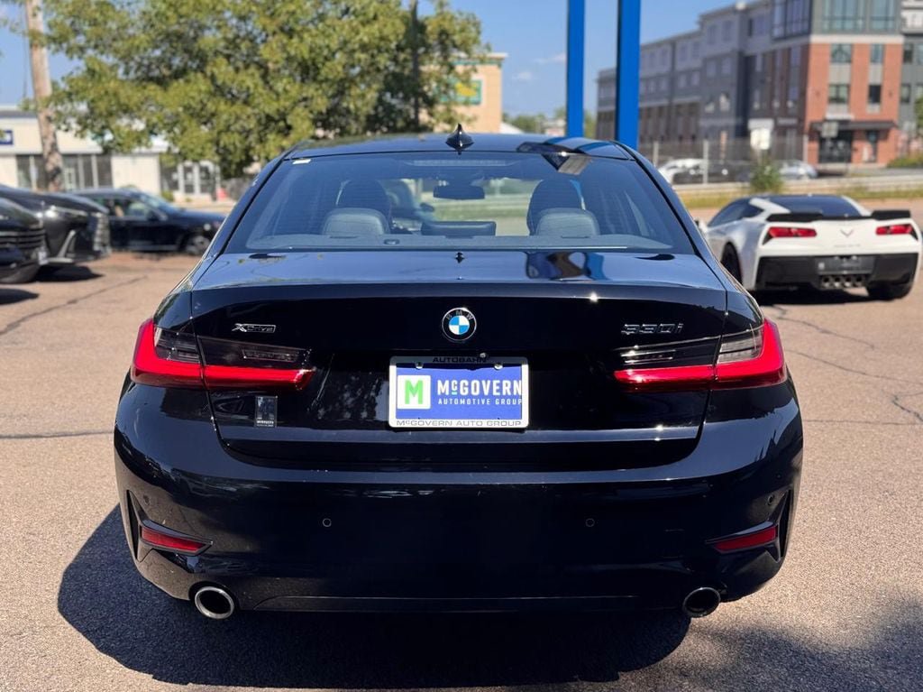 Used 2020 BMW 330i xDrive Sedan w/ Premium Package AWD/4WD image 5