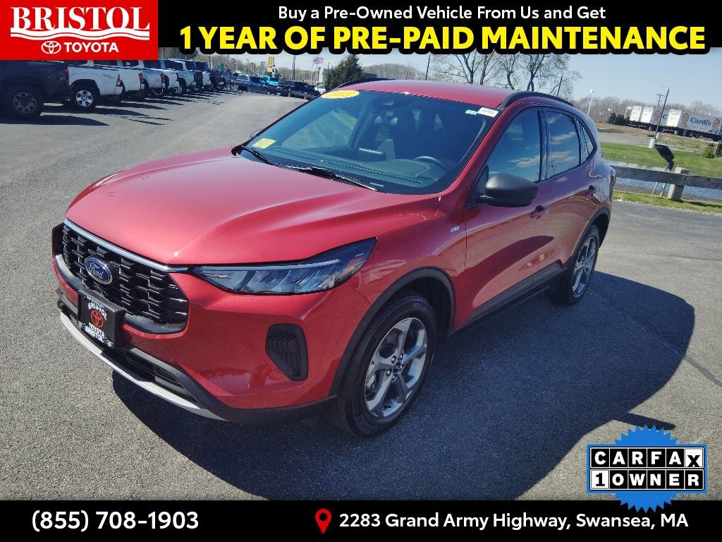 Used 2025 Ford Escape ST-Line AWD/4WD image 3