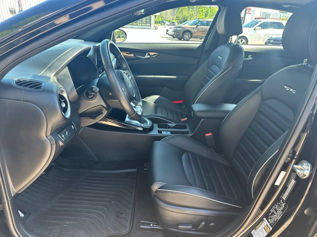 Used 2024 Kia Forte GT-Line w/ GT-Line Premium Package FWD image 15