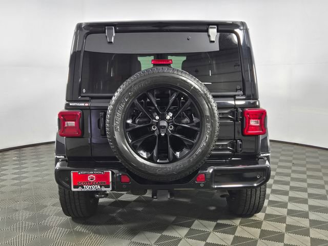 Used 2021 Jeep Wrangler Unlimited Sahara AWD/4WD image 9