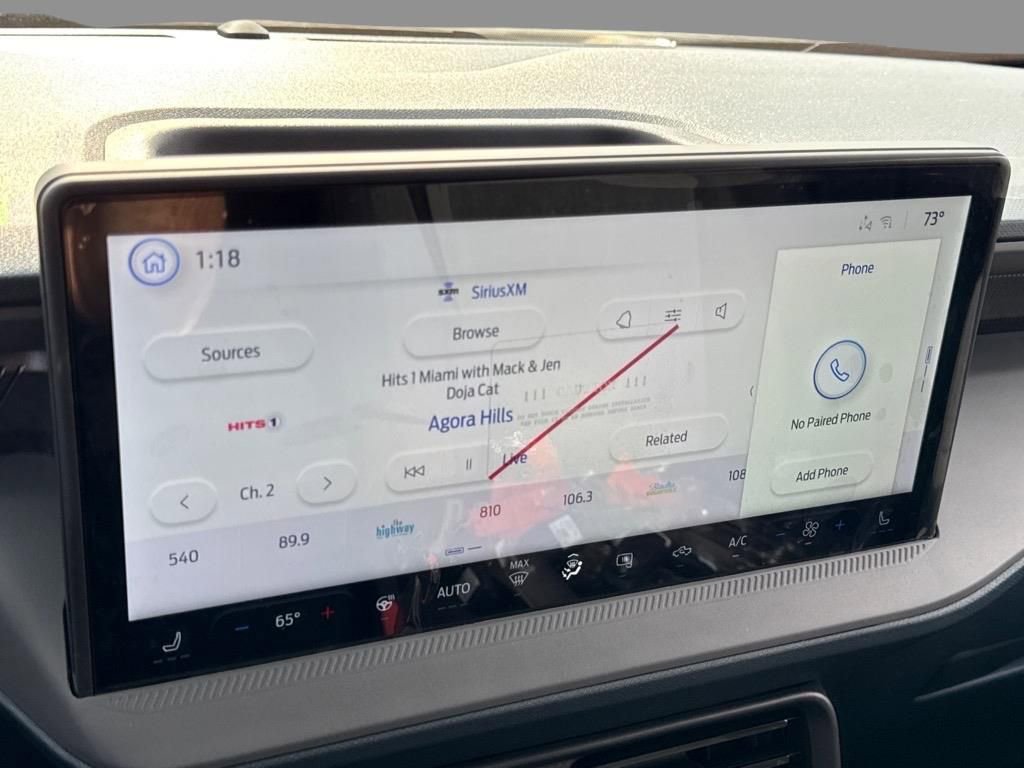 New 2025 Ford Maverick XLT w/ XLT Luxury Package image 24