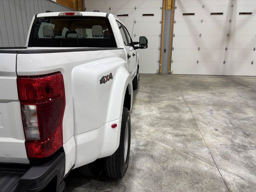 Used 2022 Ford F350 XL w/ Power Equipment Group AWD/4WD image 10
