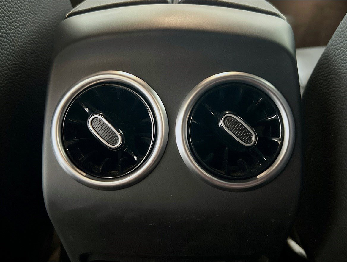 Used 2024 Mercedes-Benz GLB 250 image 17