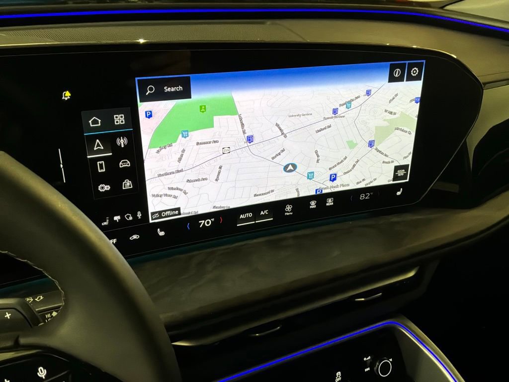 Certified 2025 Audi Q5 Premium w/ Convenience Package image 3