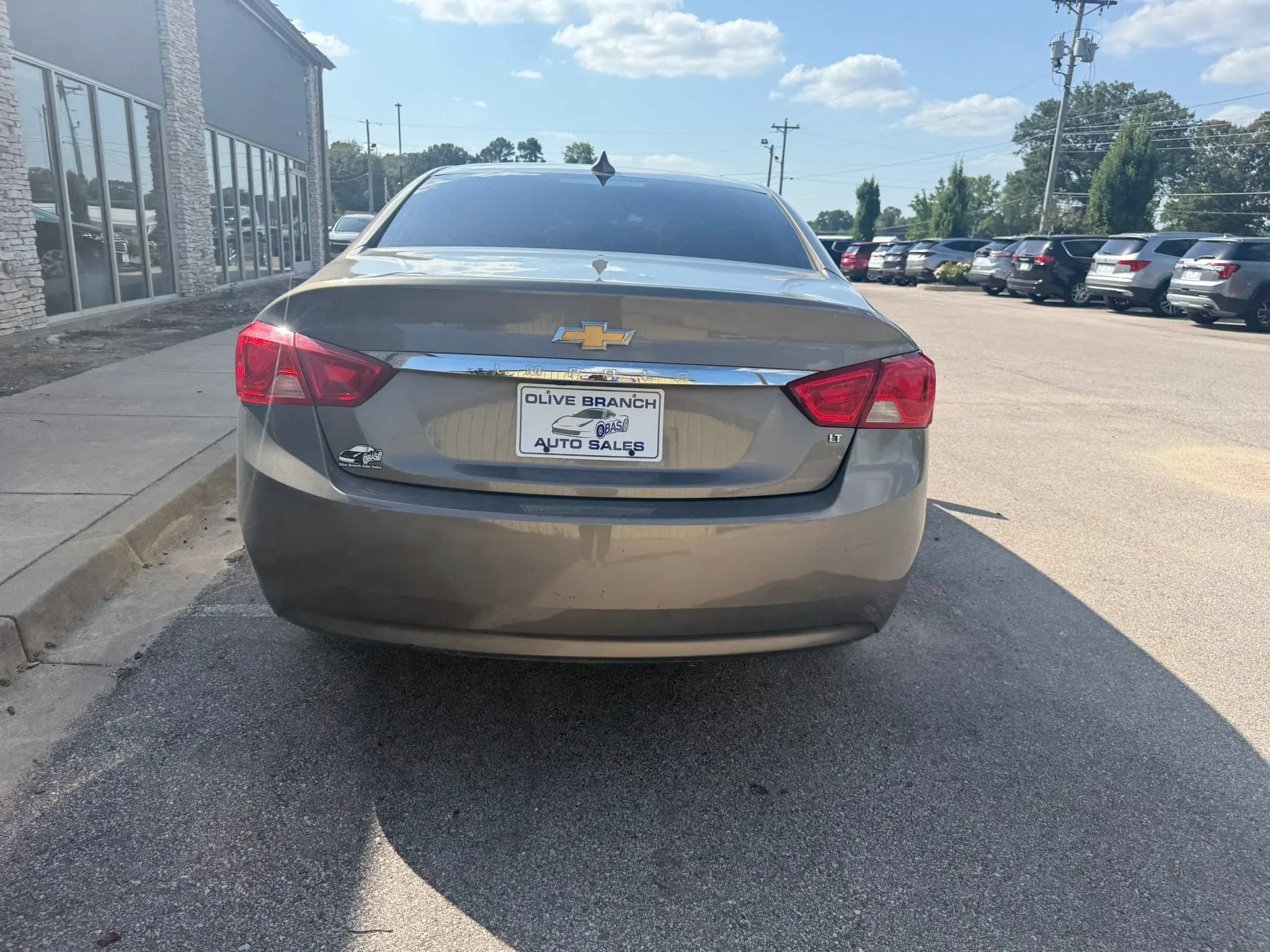 Used 2019 Chevrolet Impala LT FWD image 6