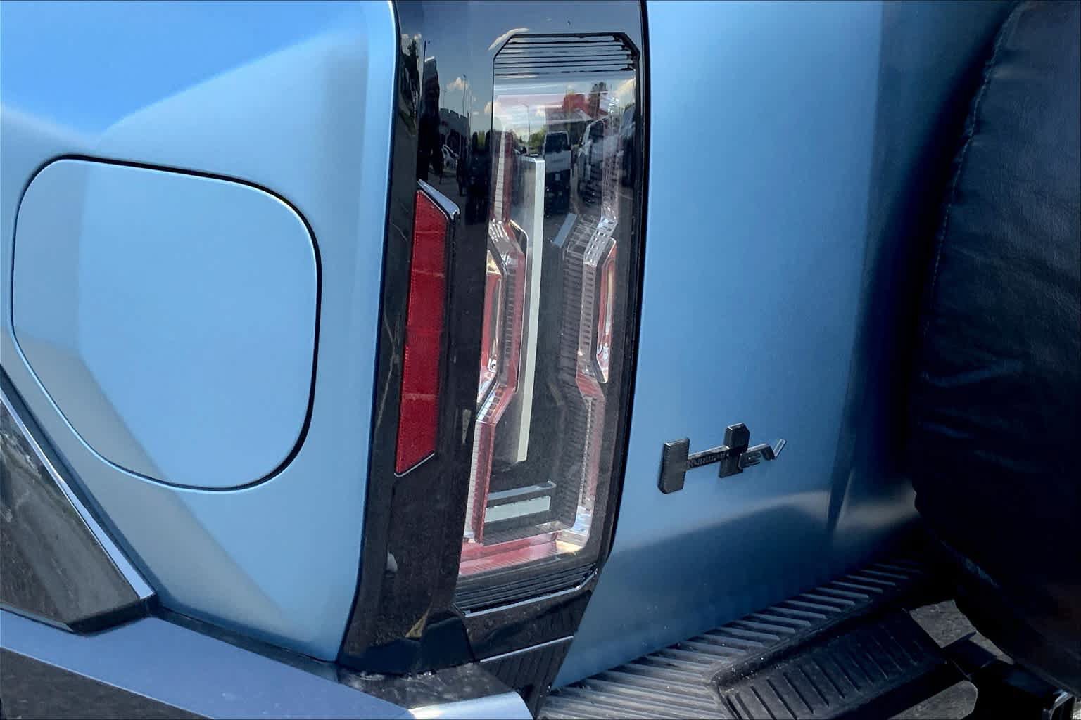 New 2024 GMC Hummer EV 3X w/ Omega Edition AWD/4WD image 14