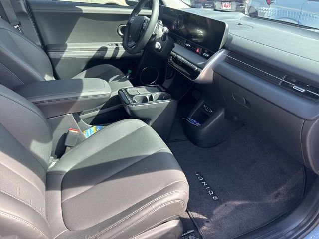 Used 2026 Hyundai Ioniq 5 Limited image 5