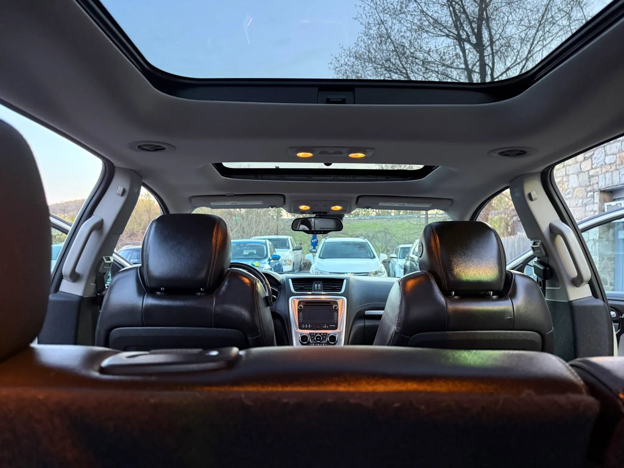 Used 2016 GMC Acadia SLT w/ Open Road Package FWD image 24