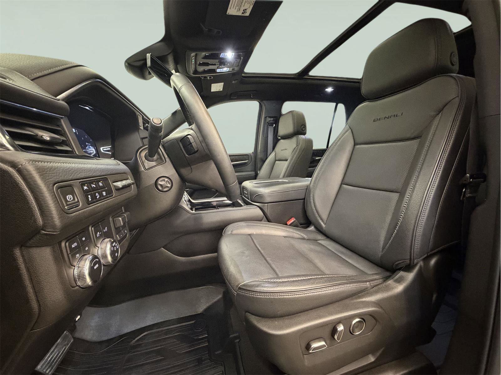 Certified 2023 GMC Yukon Denali AWD/4WD image 26