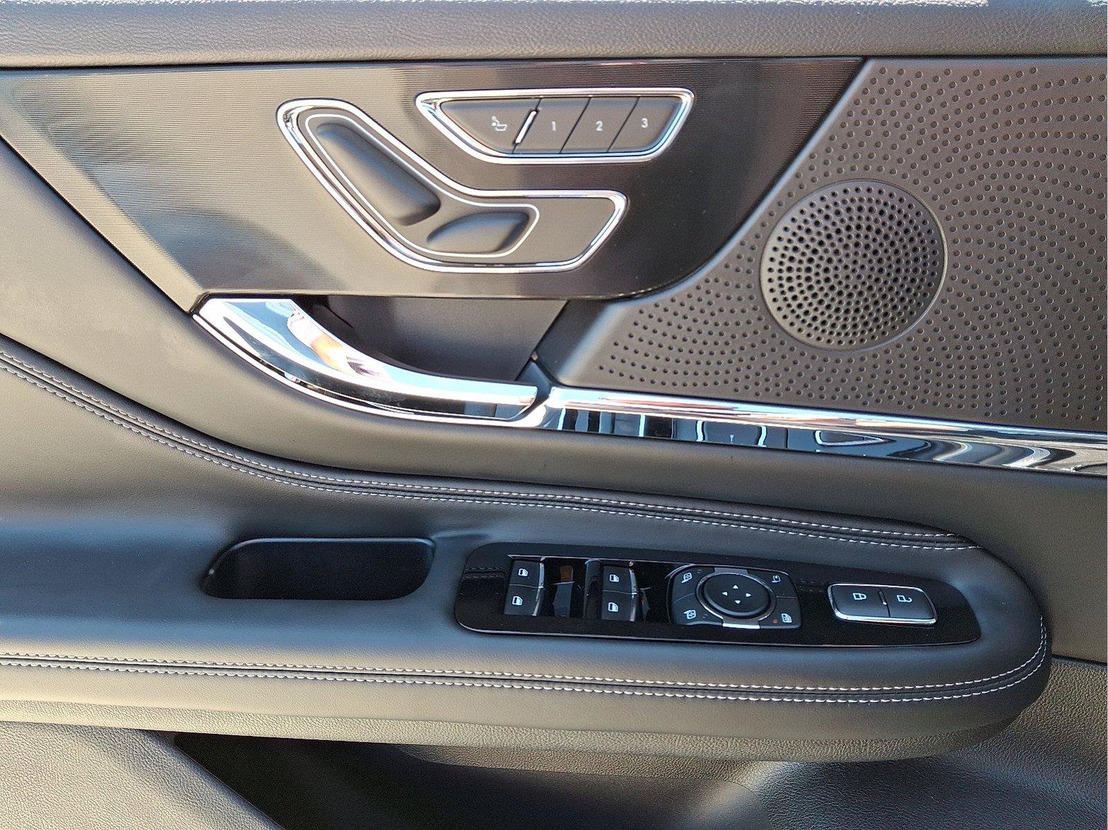 New 2025 Lincoln Corsair Grand Touring AWD/4WD image 11