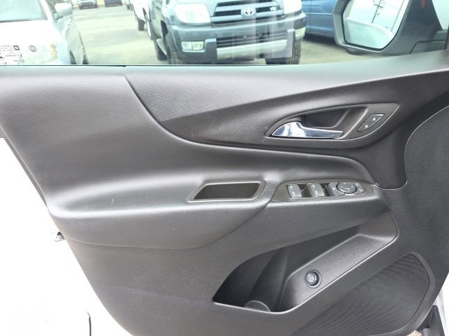 Used 2023 Chevrolet Equinox LT image 13