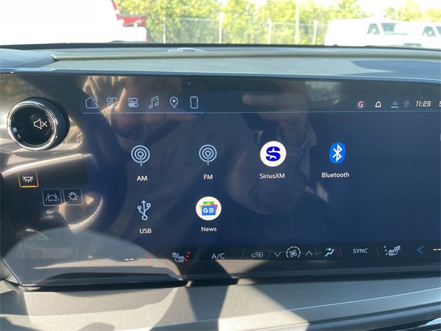 New 2026 Chevrolet Traverse LT w/ Driver Confidence Package image 16