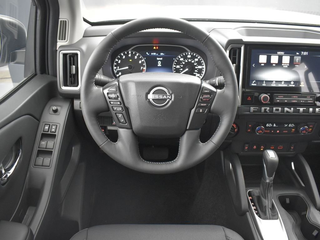 New 2025 Nissan Frontier SV w/ SV Convenience Package image 12