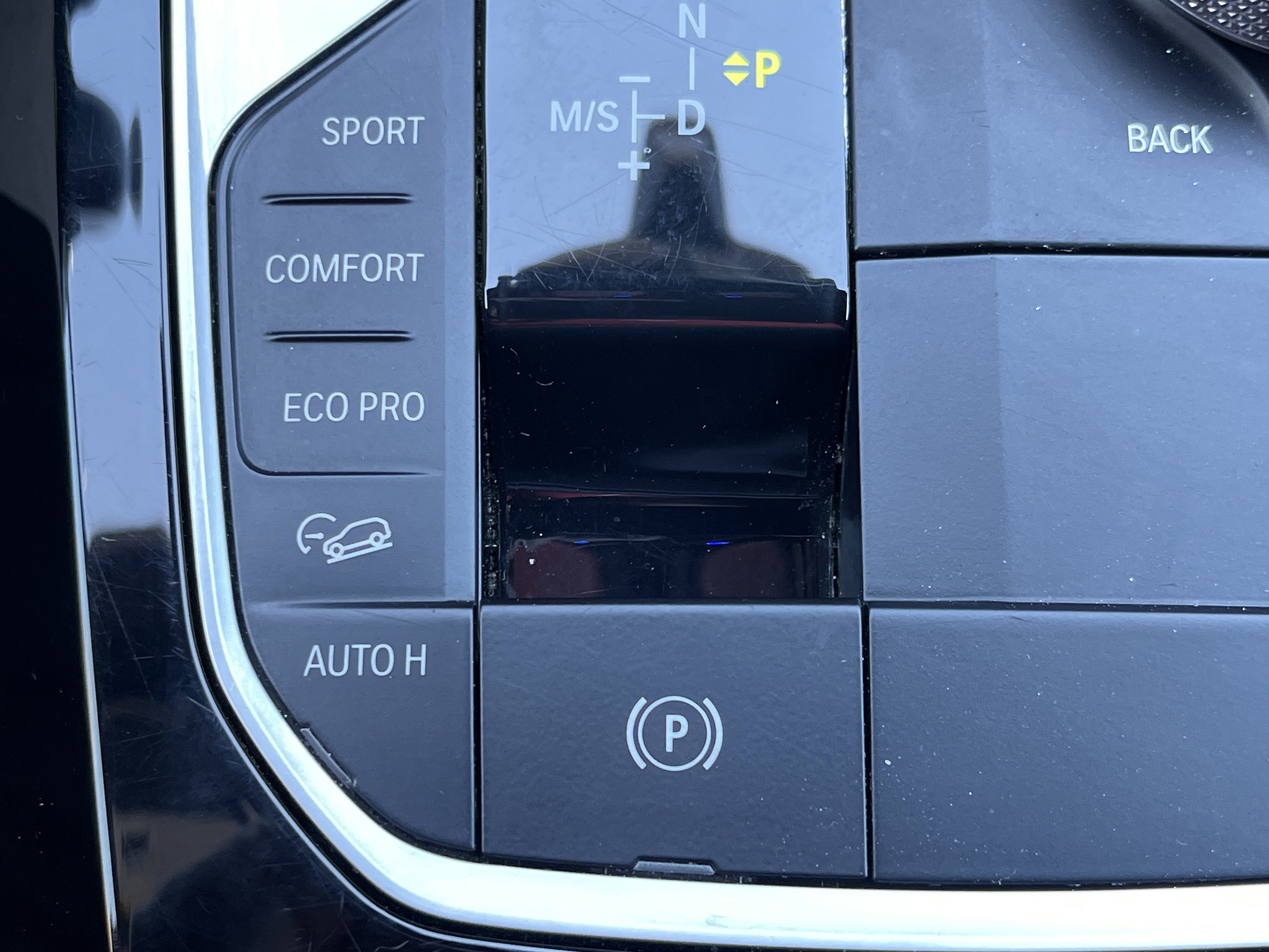 Used 2024 BMW X3 xDrive30i AWD/4WD image 9