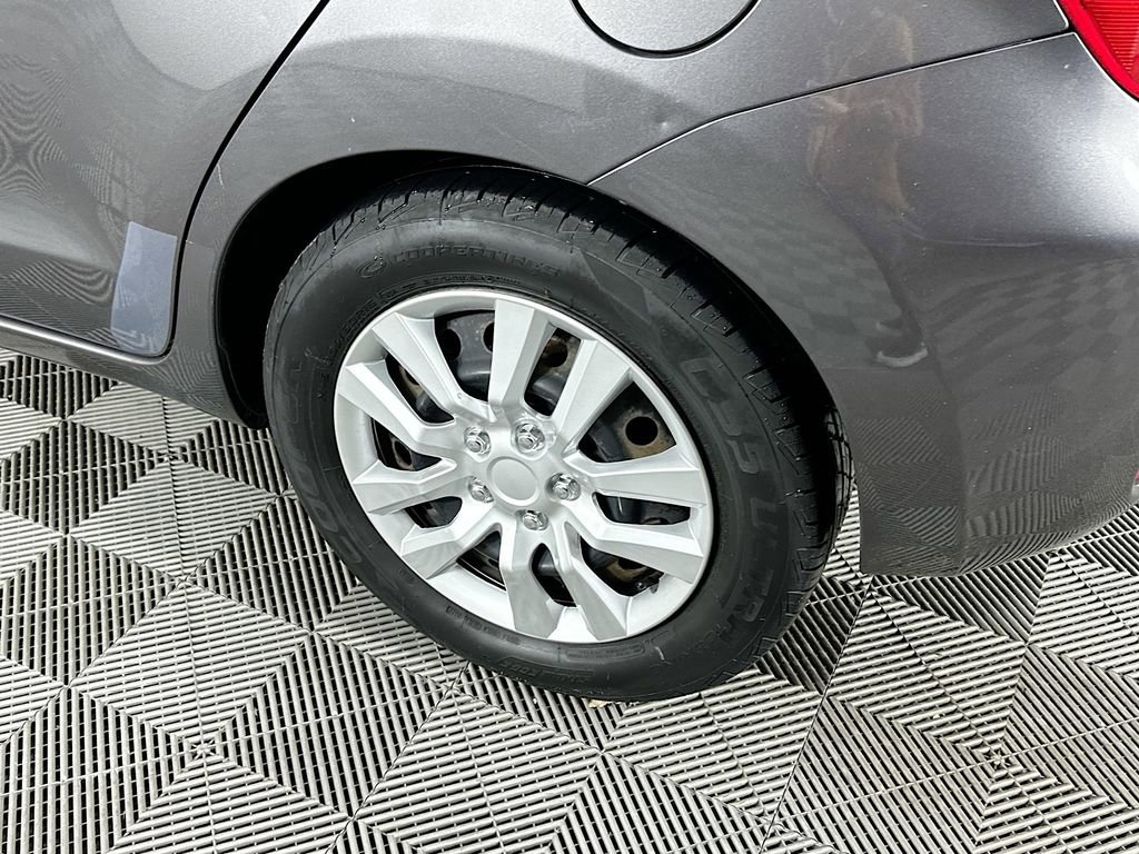 Used 2013 Scion xD image 34