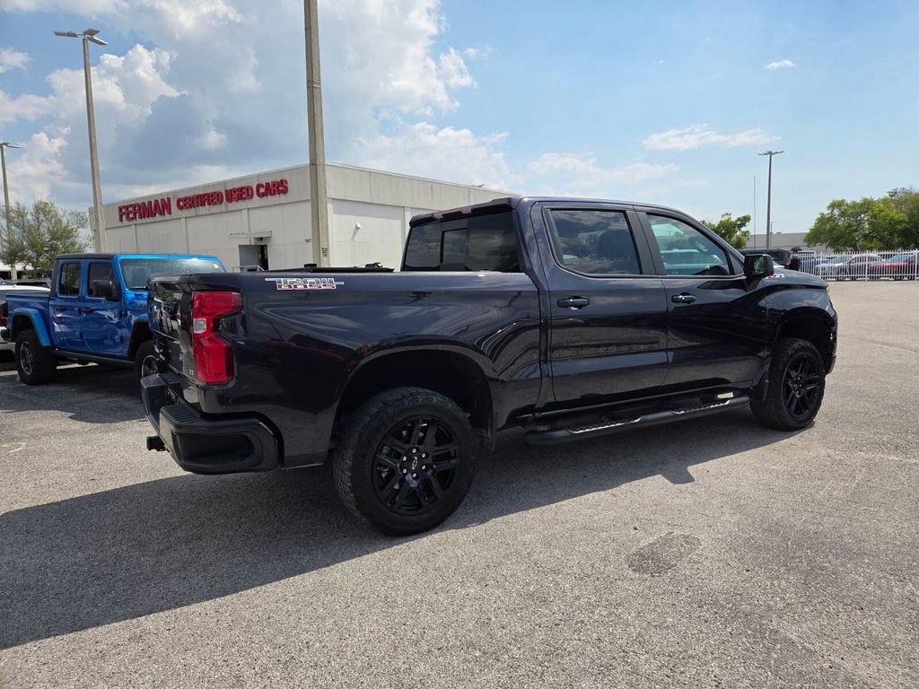 Used 2024 Chevrolet Silverado 1500 LT Trail Boss w/ Convenience Package II image 16